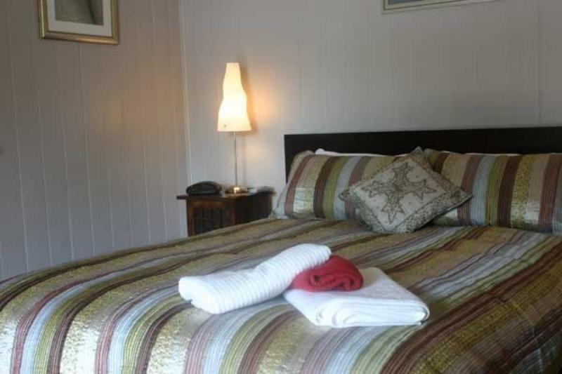 99 Kirkland Bed & Breakfast บริสเบน ภายนอก รูปภาพ